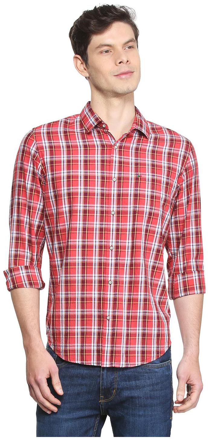 

Peter England Men Red Checked Slim Fit Casual Shirt