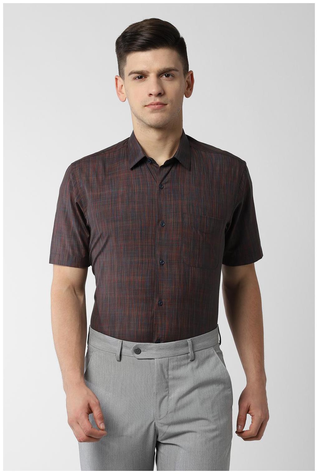 

Peter England Men Regular fit Formal Shirt - Maroon