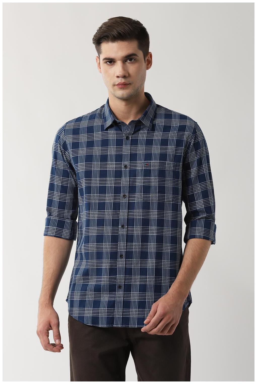 

Peter England Men Slim fit Formal Shirt - Blue