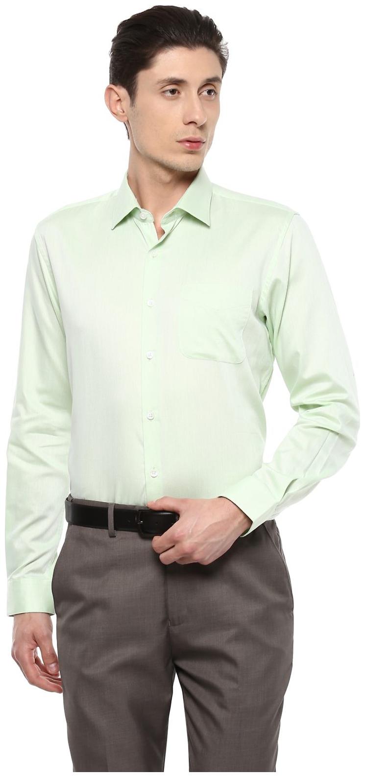 

Peter England Men Regular fit Formal Shirt - Green