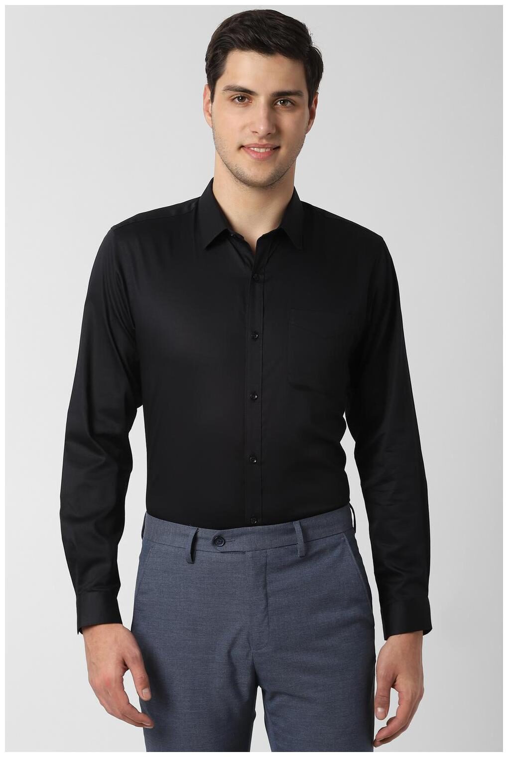 

Peter England Men Slim fit Formal Shirt - Black