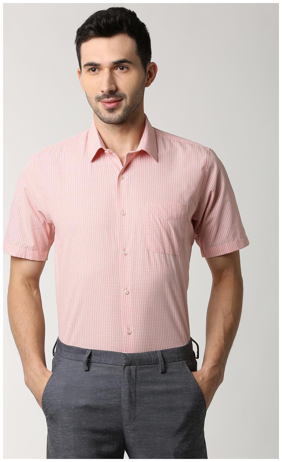 

Peter England Men Slim fit Formal Shirt - Pink