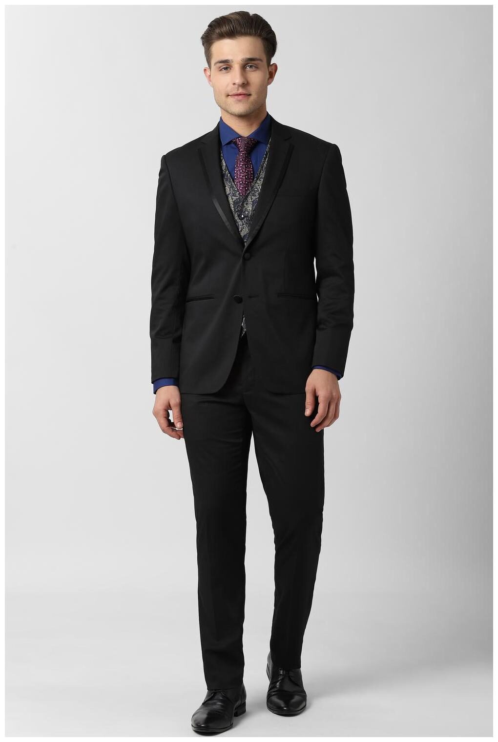 

Peter England Black Three Piece Suit
