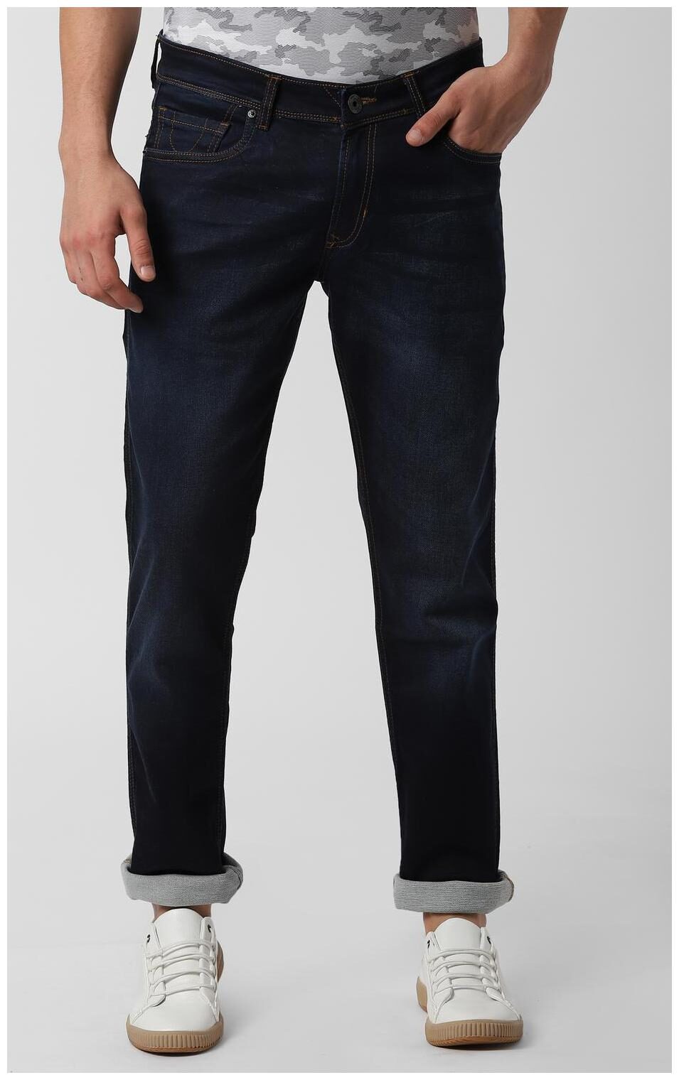 

Peter England Men Navy Blue Slim Fit Jeans