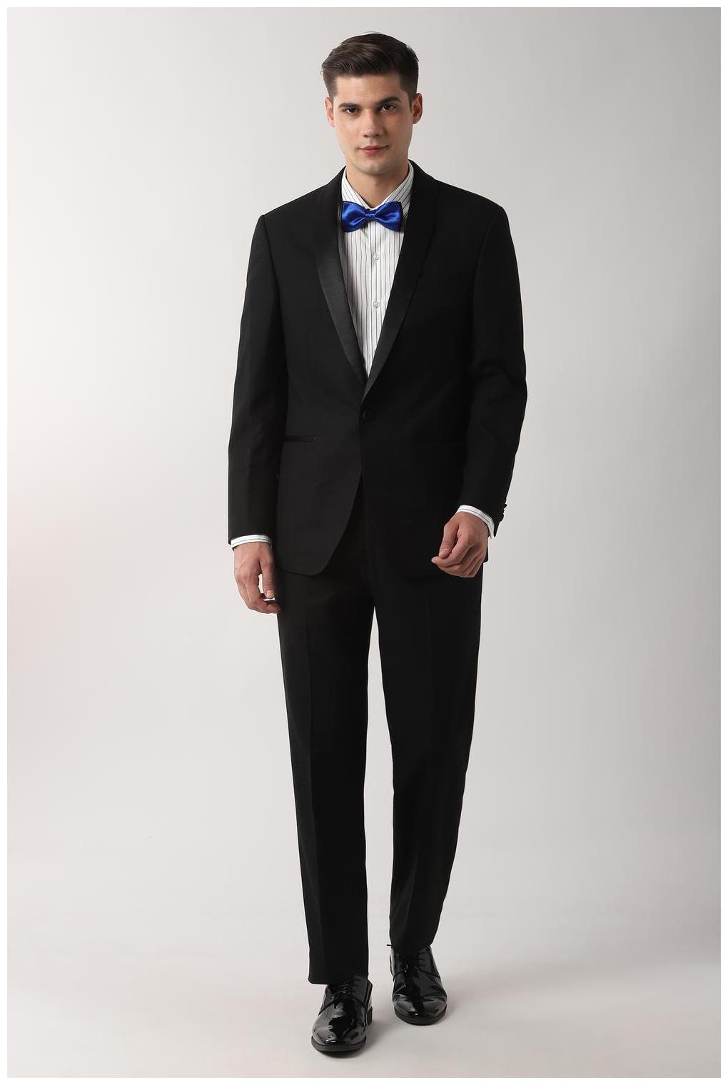 

Peter England Men Blended Solid Black Single Breasted Suit
