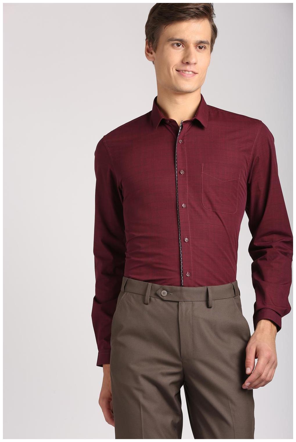 

Peter England Men Slim fit Formal Shirt - Maroon