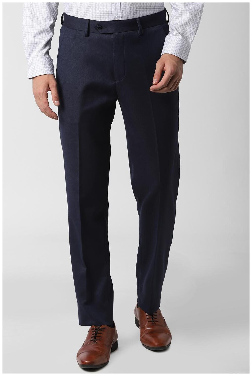 

Peter England Men Solid Slim Fit Formal Trouser - Blue