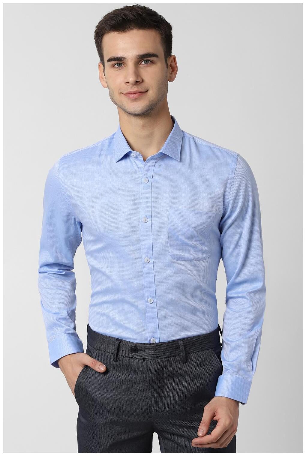

Peter England Men Slim fit Formal Shirt - Blue