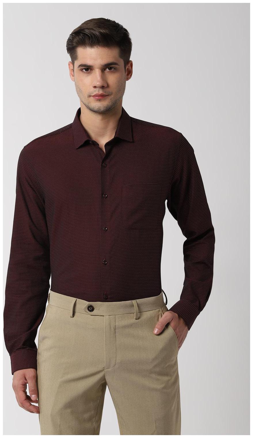 

Peter England Men Regular fit Formal Shirt - Maroon
