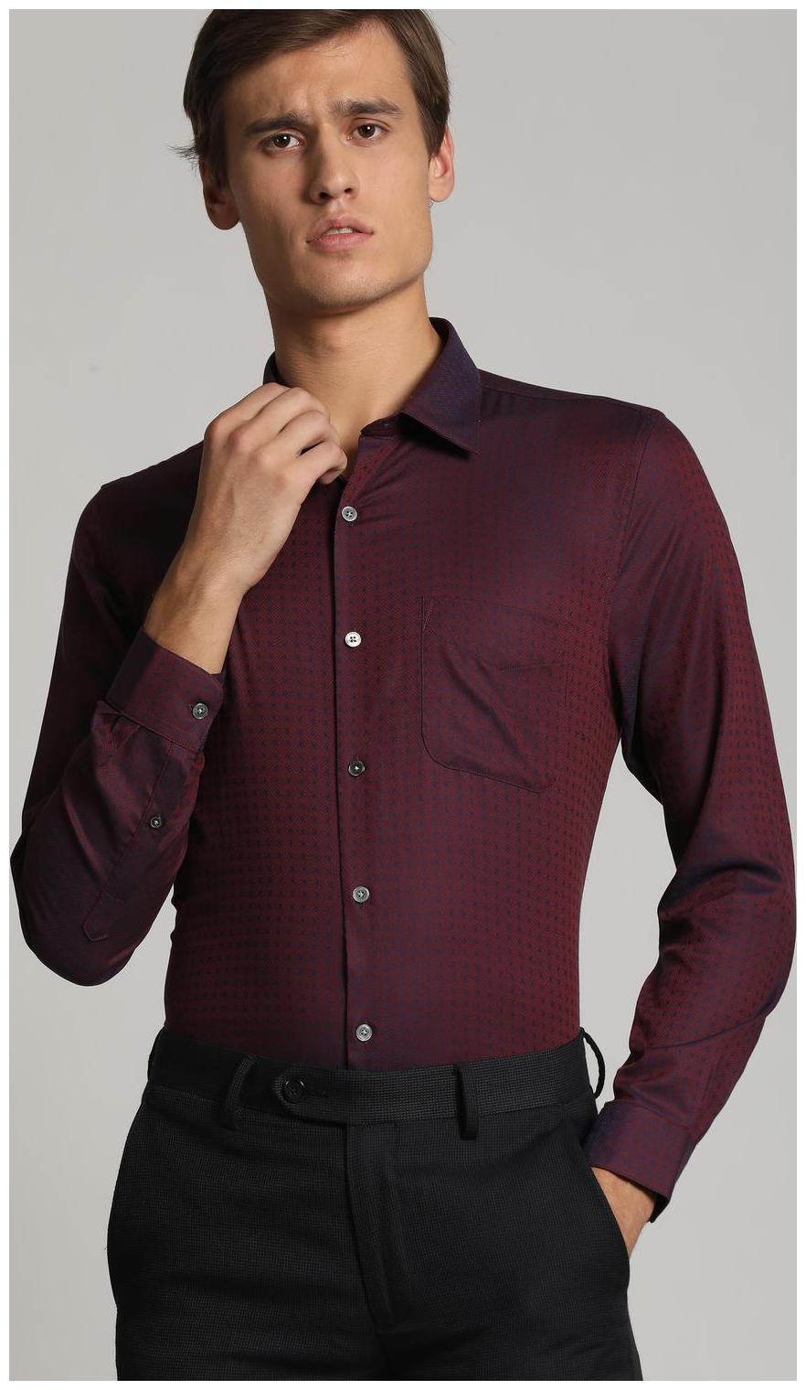 

Peter England Men Slim fit Formal Shirt - Maroon