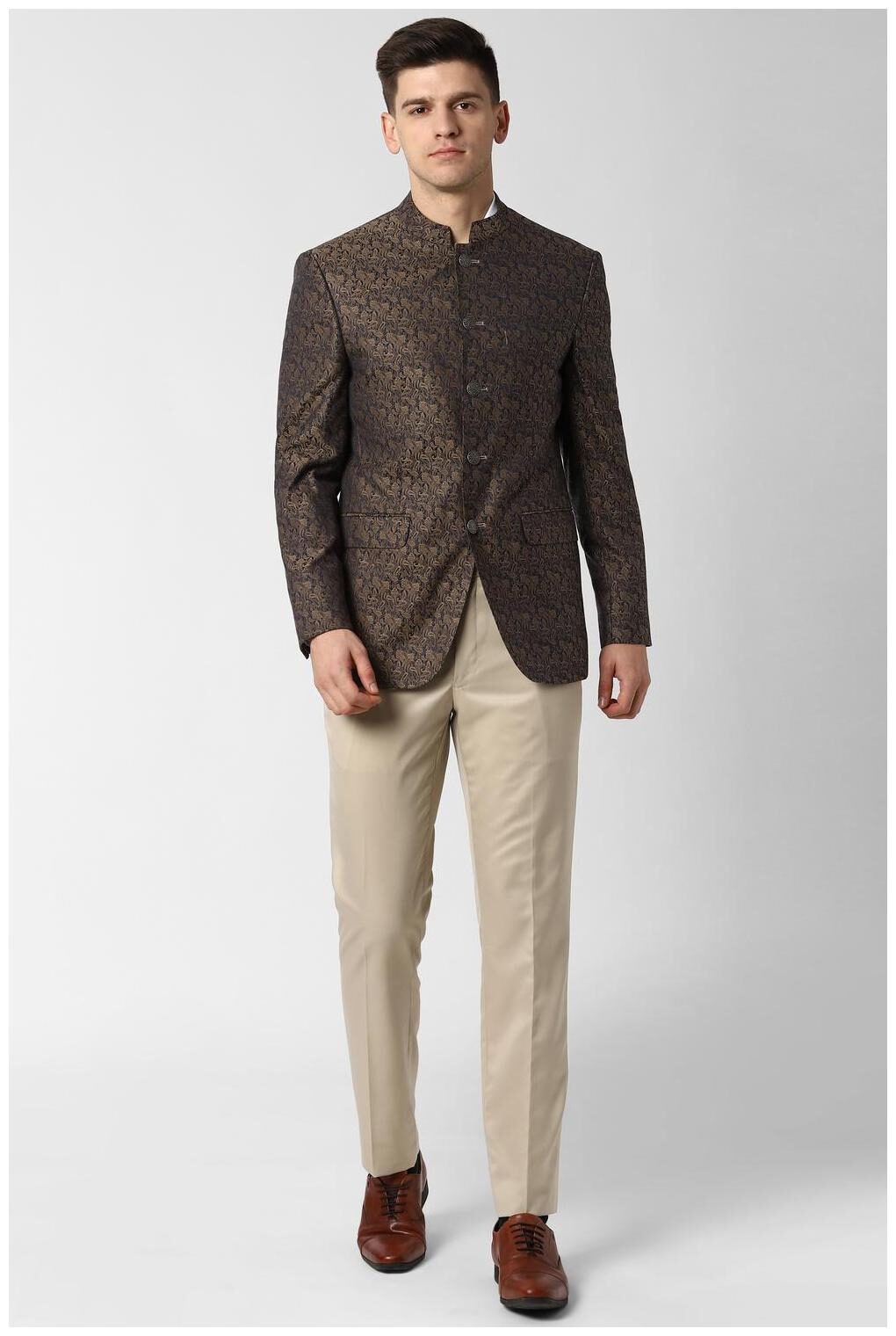 

Peter England Men Brown Textured Slim fit Bandhgala Blazer and trouser