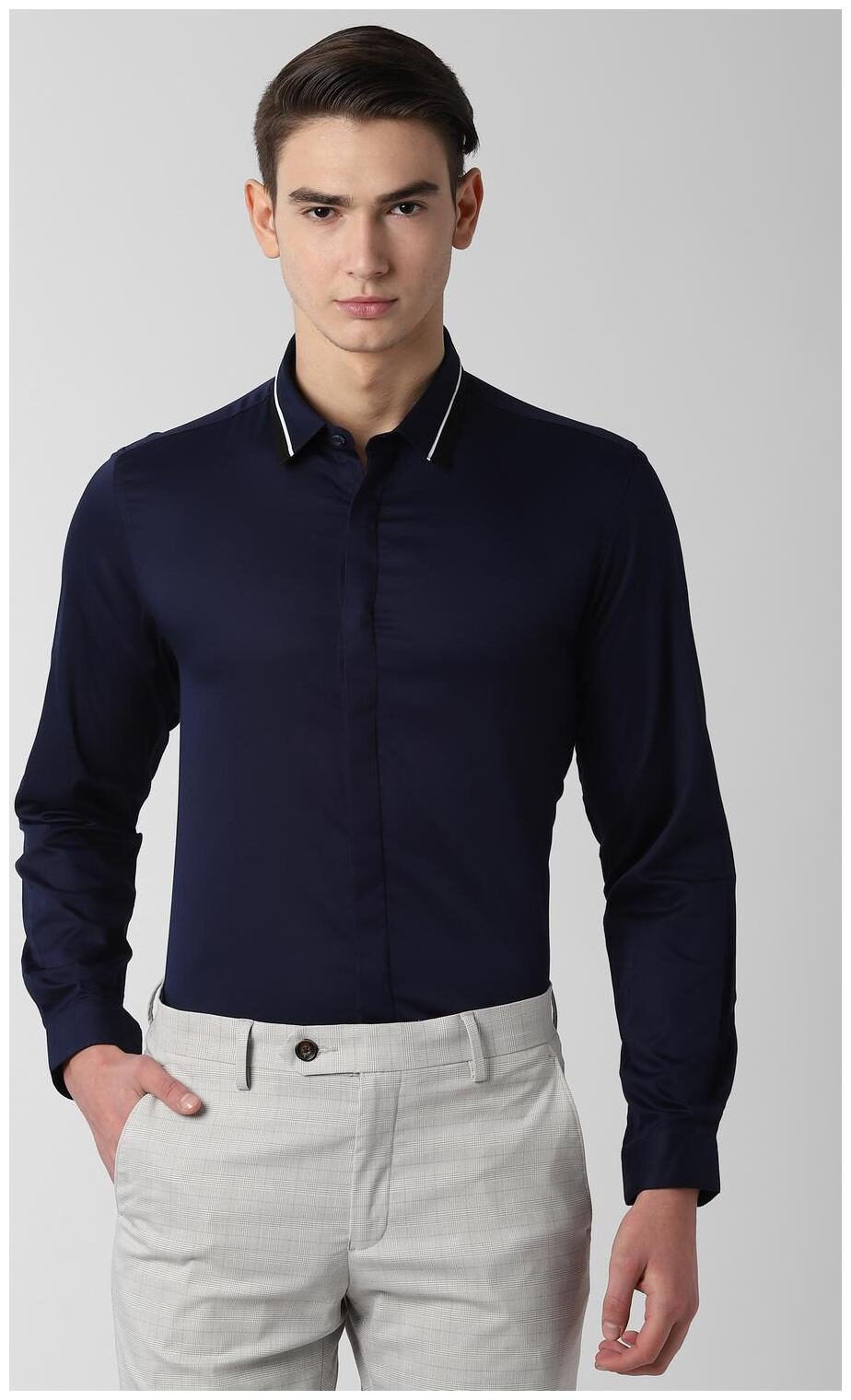 

Peter England Men Slim fit Formal Shirt - Blue