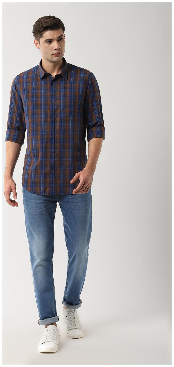 

Peter England Men Purple Checked Slim Fit Casual Shirt