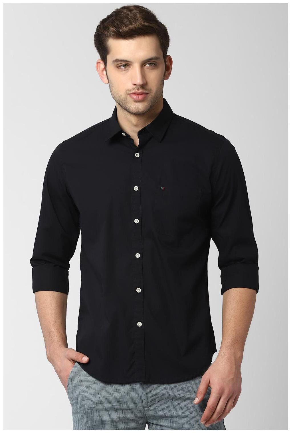 

Peter England Men Black Solid Slim Fit Casual Shirt