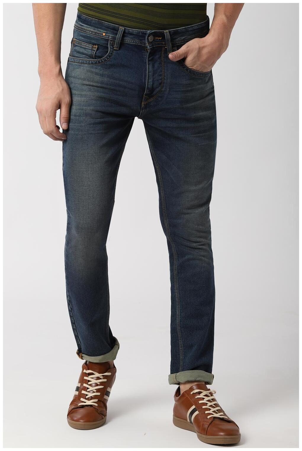 

Peter England Men Navy Blue Slim Fit Jeans
