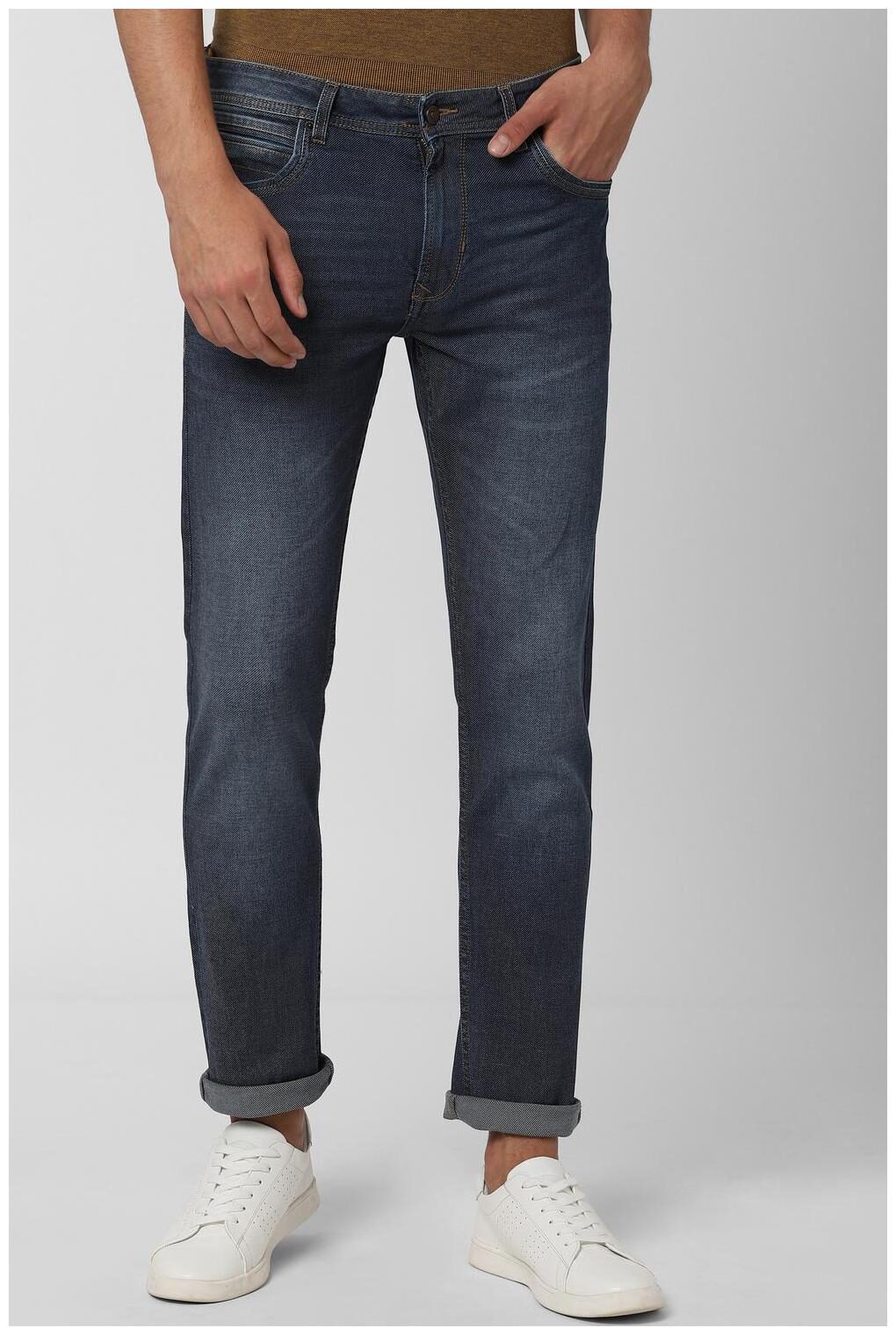 

Peter England Men Blue Tapered Fit Jeans