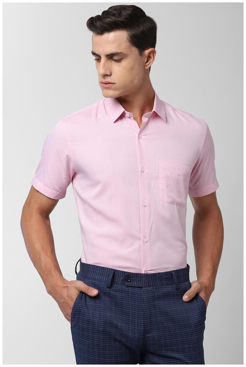 

Peter England Men Slim fit Formal Shirt - Pink