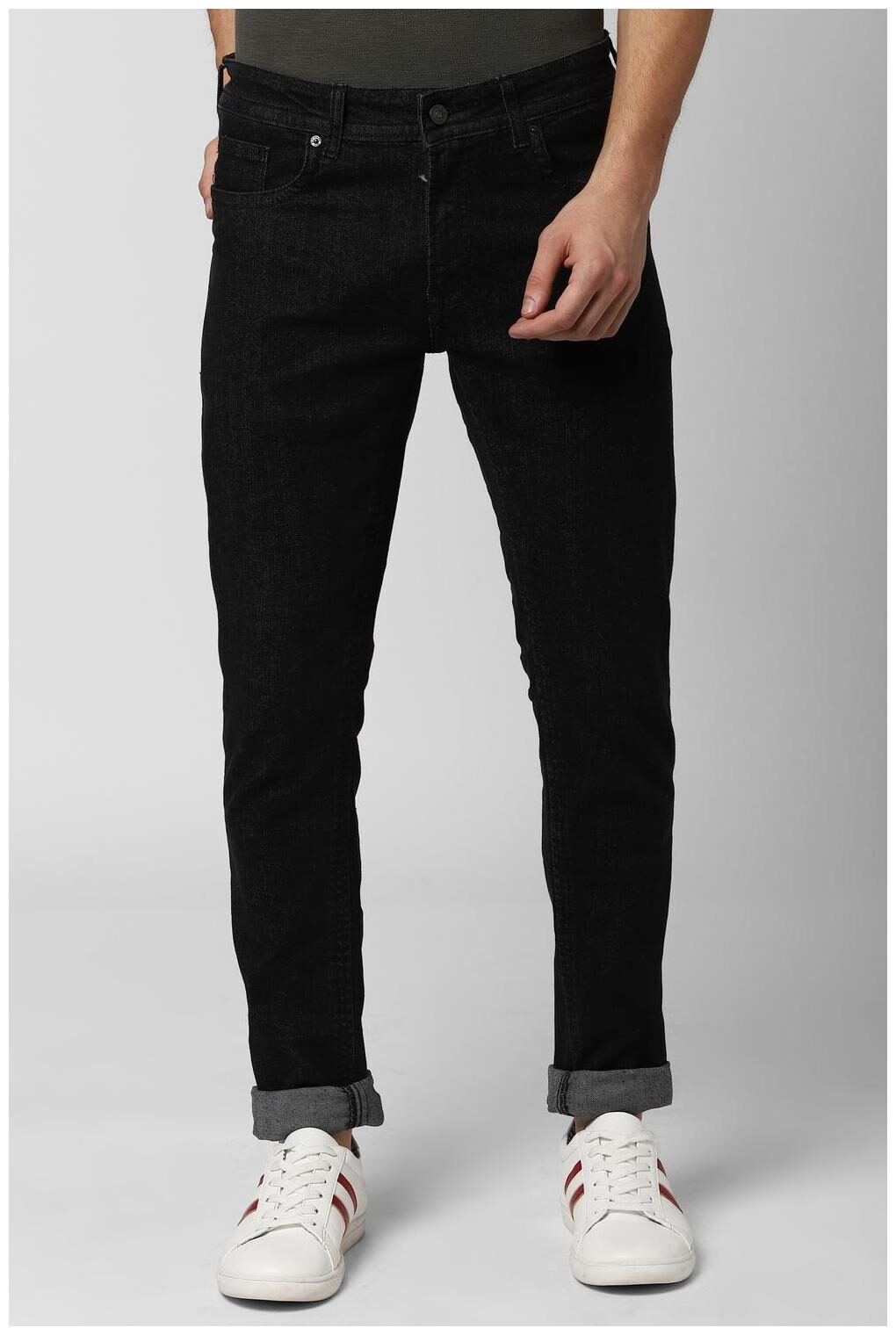 

Peter England Men Black Slim Fit Jeans