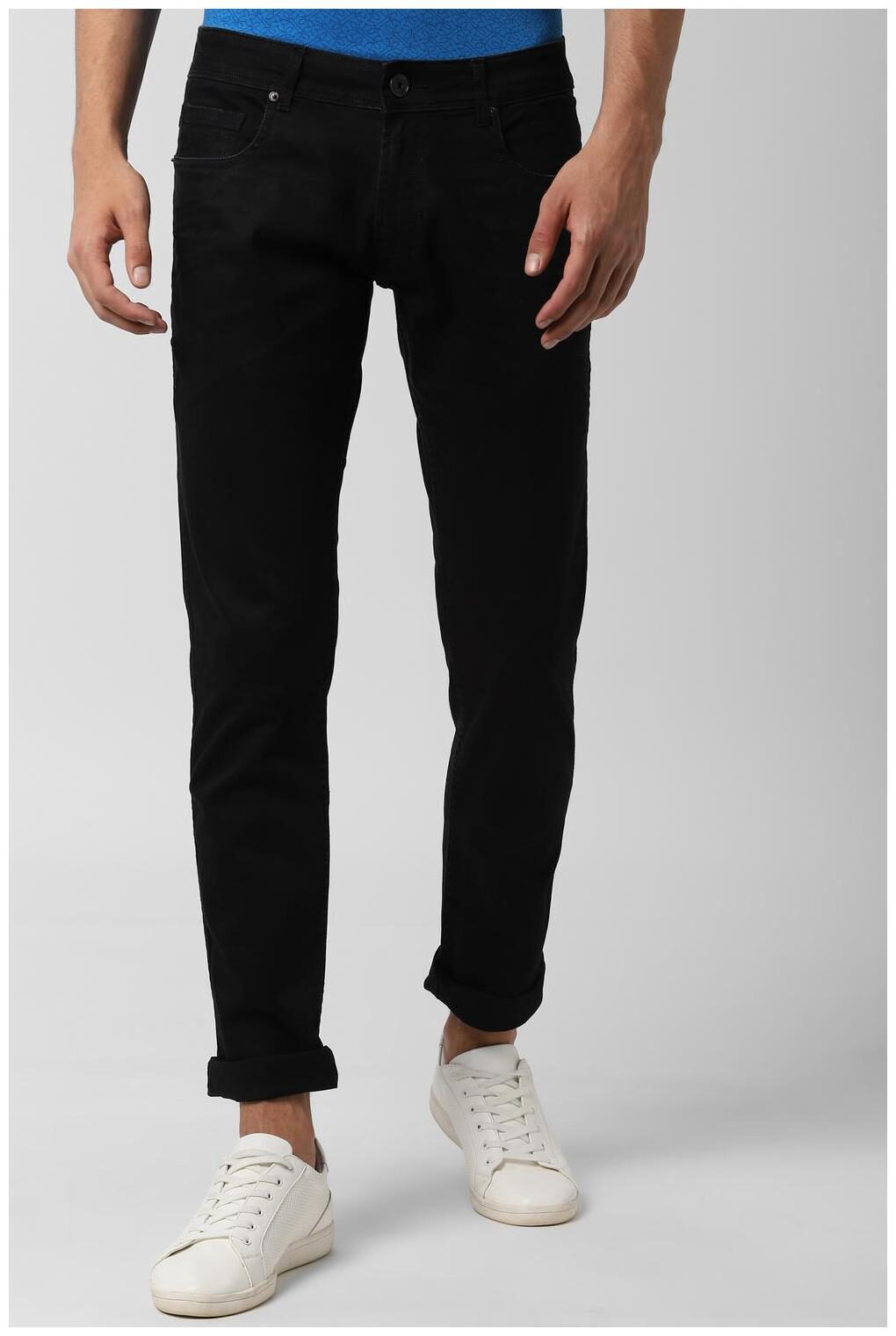 

Peter England Men Black Tapered Fit Jeans