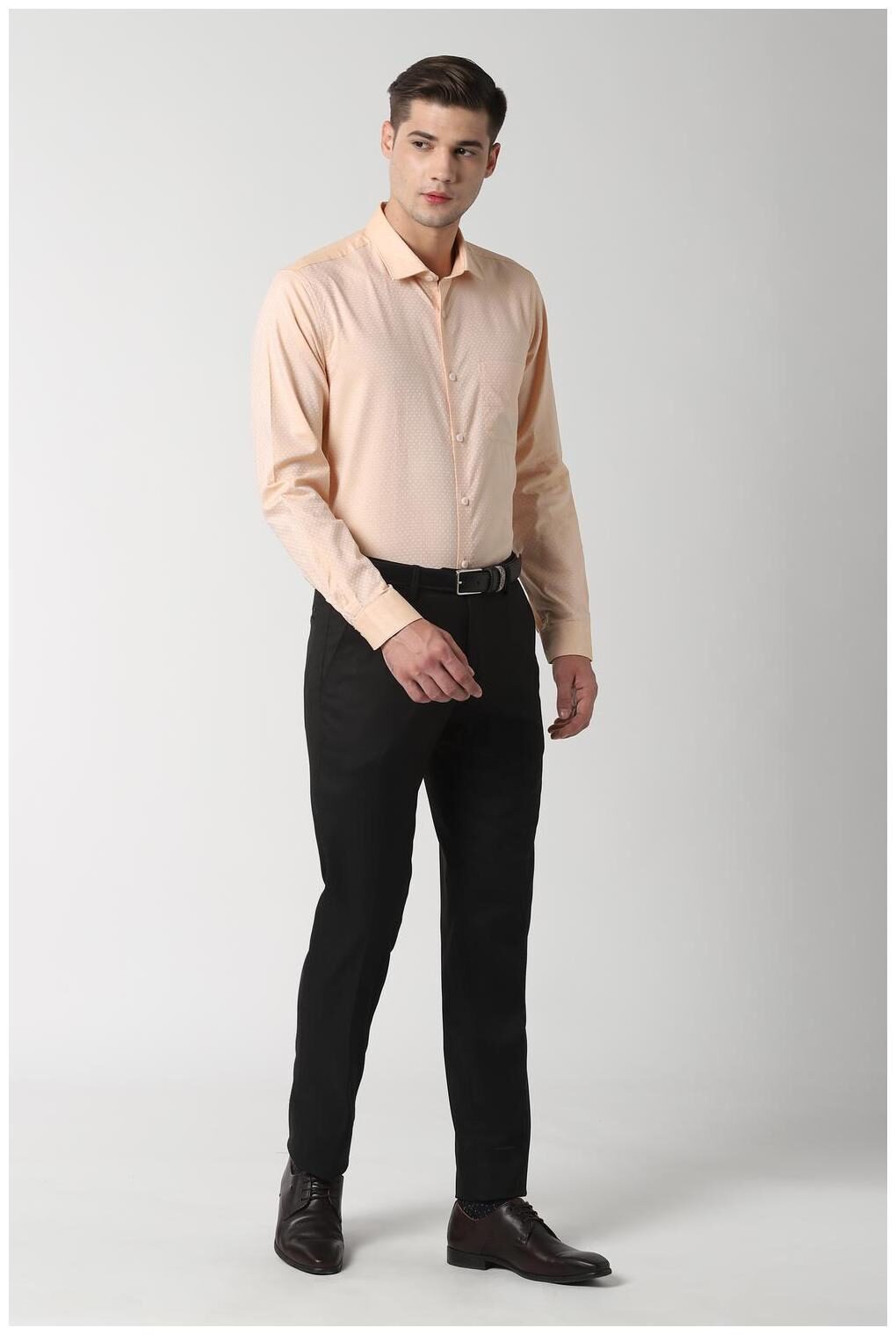 

Peter England Men Regular fit Formal Shirt - Beige