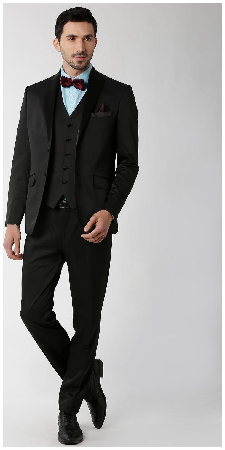 

Peter England Black Three Piece Suit Blended Solid