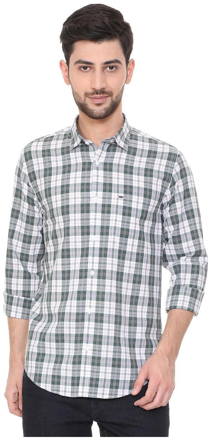 

Peter England Men Green Checked Slim Fit Casual Shirt