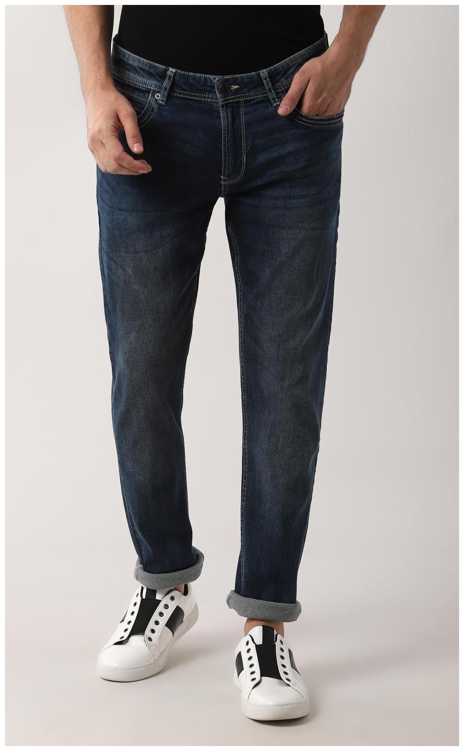 

Peter England Men Navy Blue Slim Fit Jeans