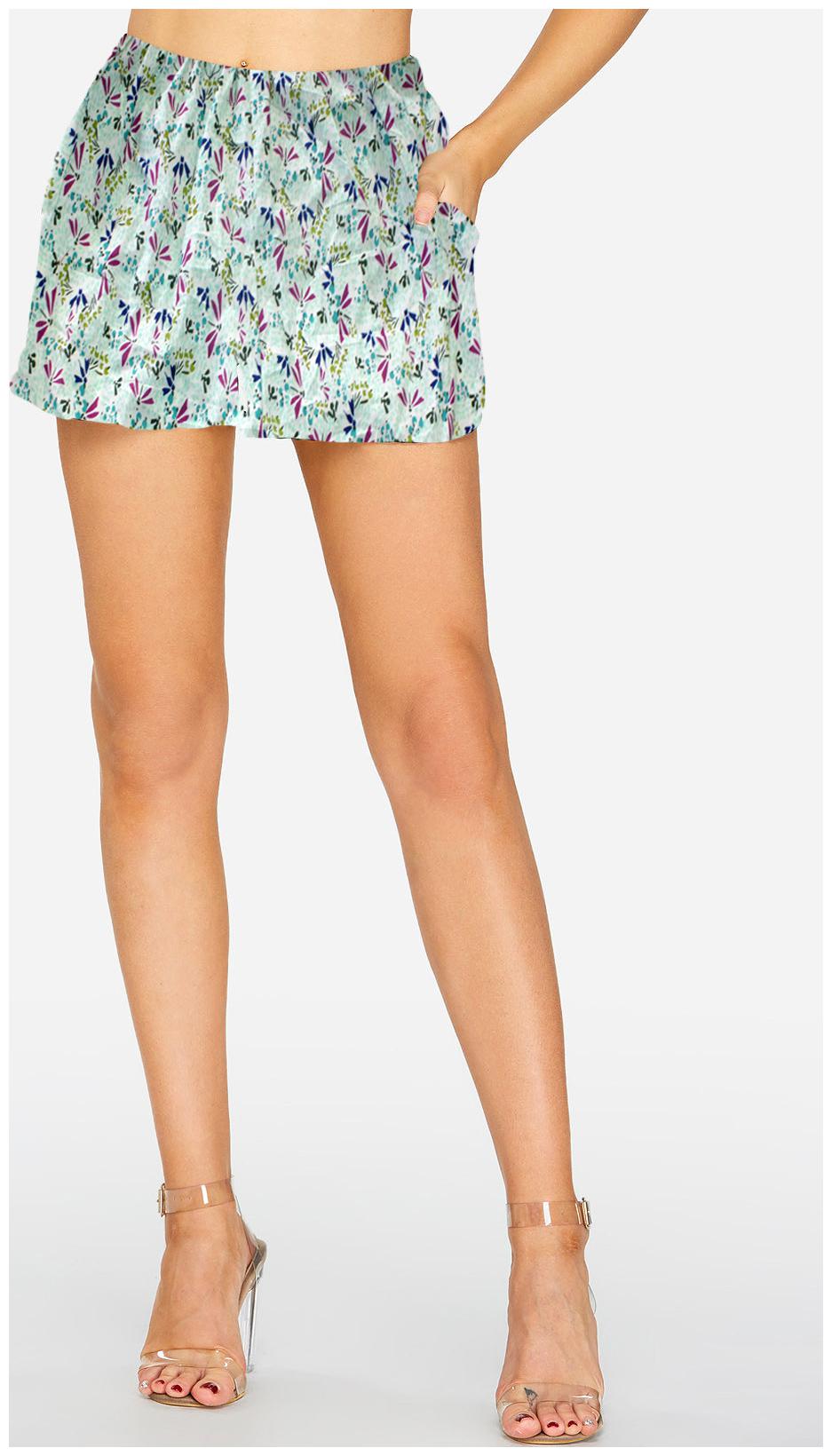 

POLKA Women Solid Hot pants - Green
