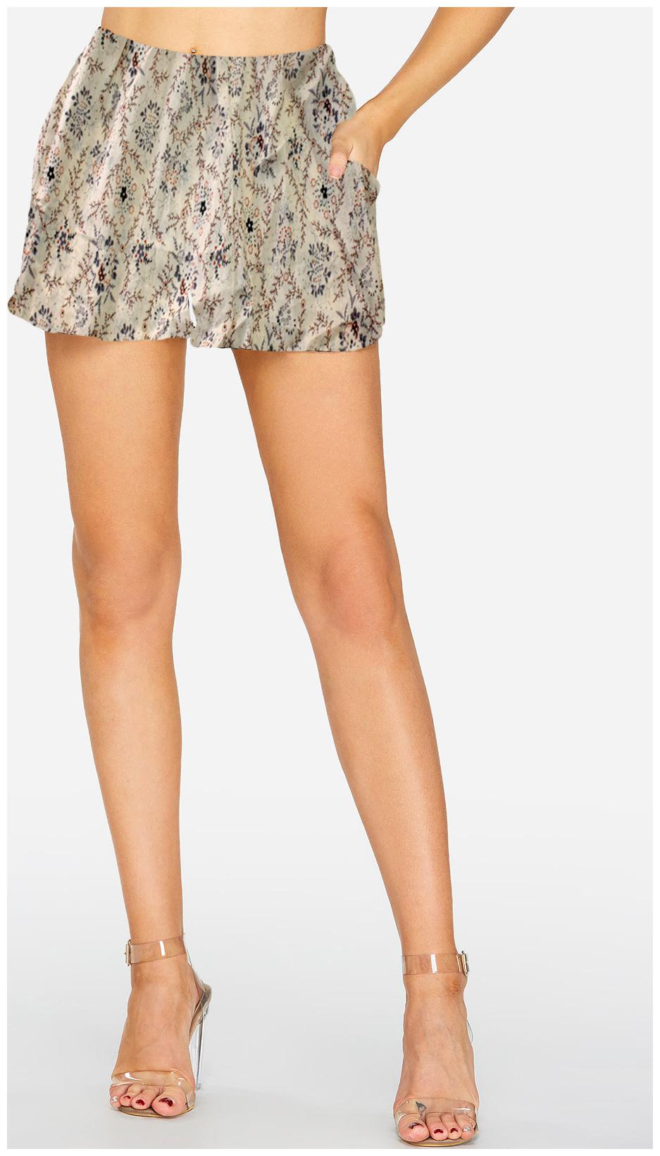 

POLKA Women Solid Hot pants - Gold