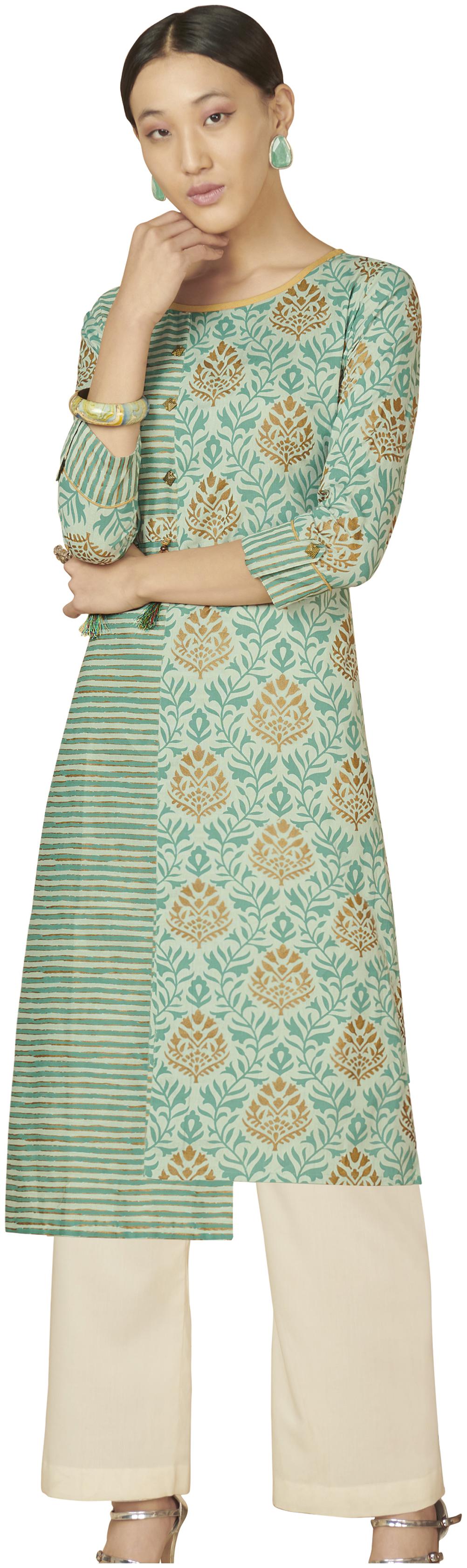 

Poonam Designer Women Blue Printed Straight Kurti