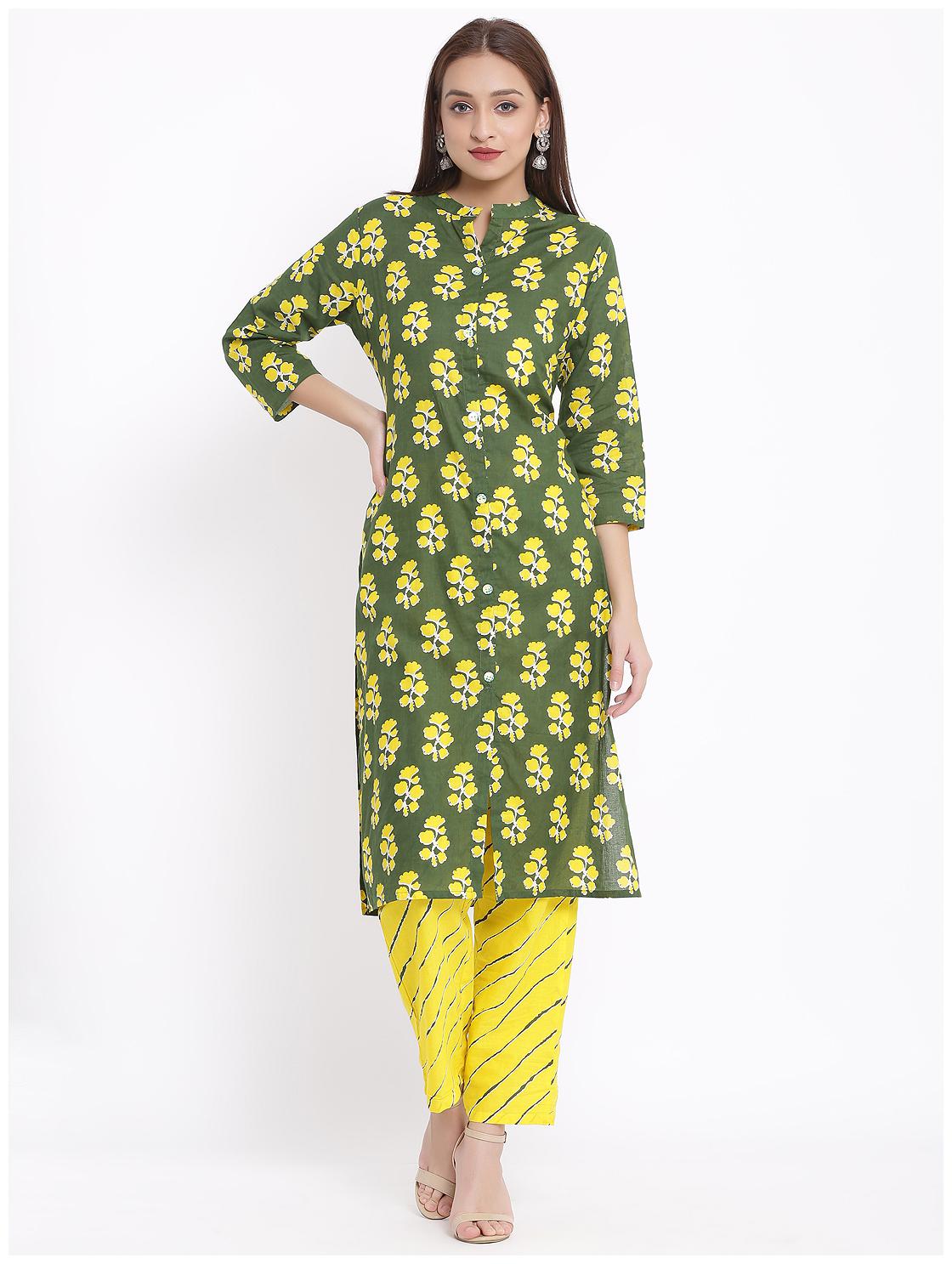 

Posaka Women Green Floral Straight Kurta With Pants