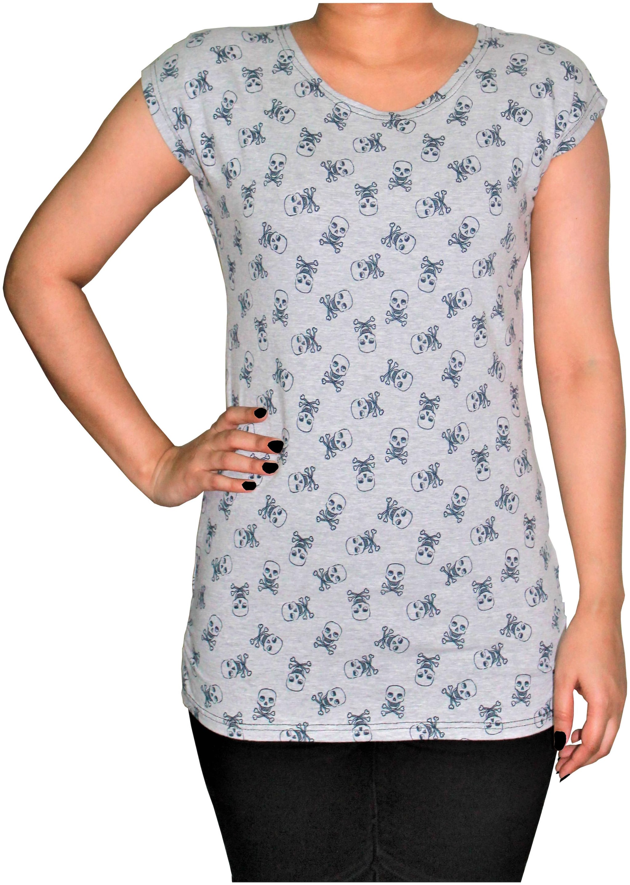

Qamash Women Grey Regular fit Round neck Cotton T shirt