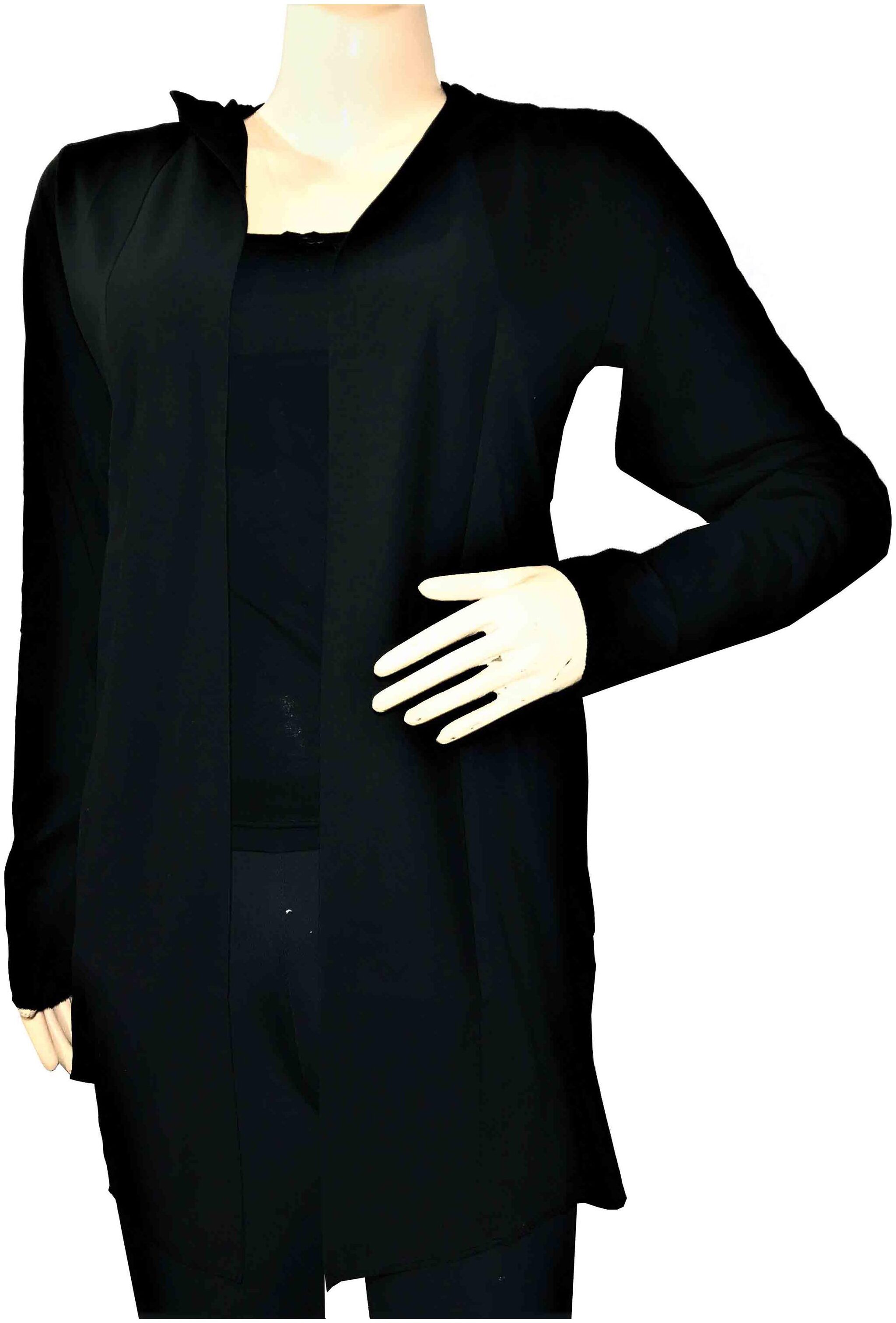 

Qamash Women Shrug - Black
