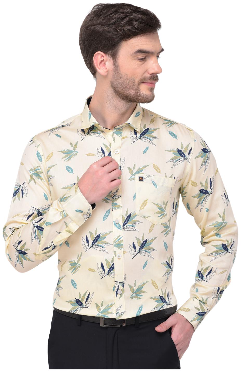 

R APPARELS Men Cream Printed Regular Fit Casual Shirt