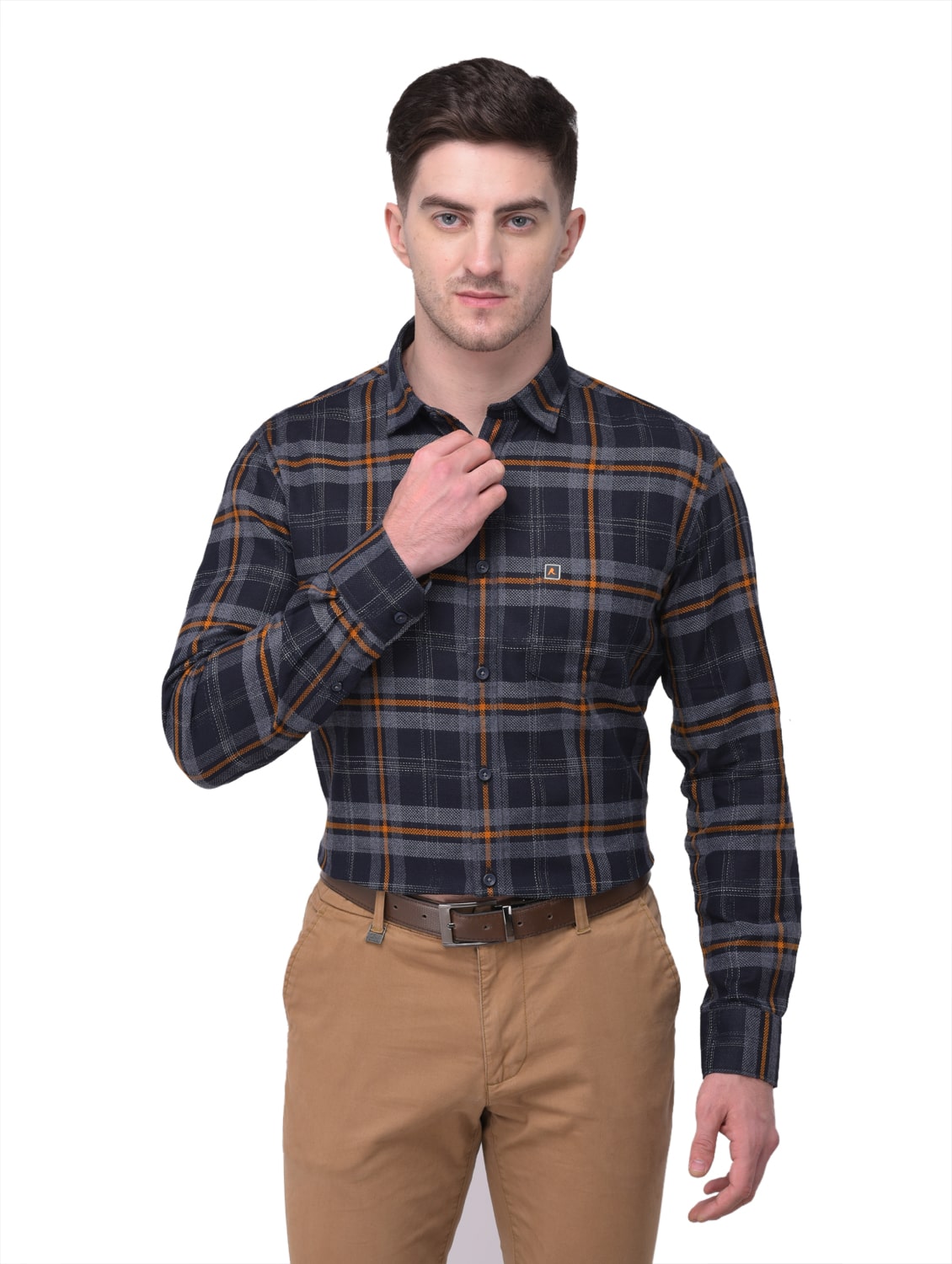 

R APPARELS Men Multi Checked Regular Fit Casual Shirt