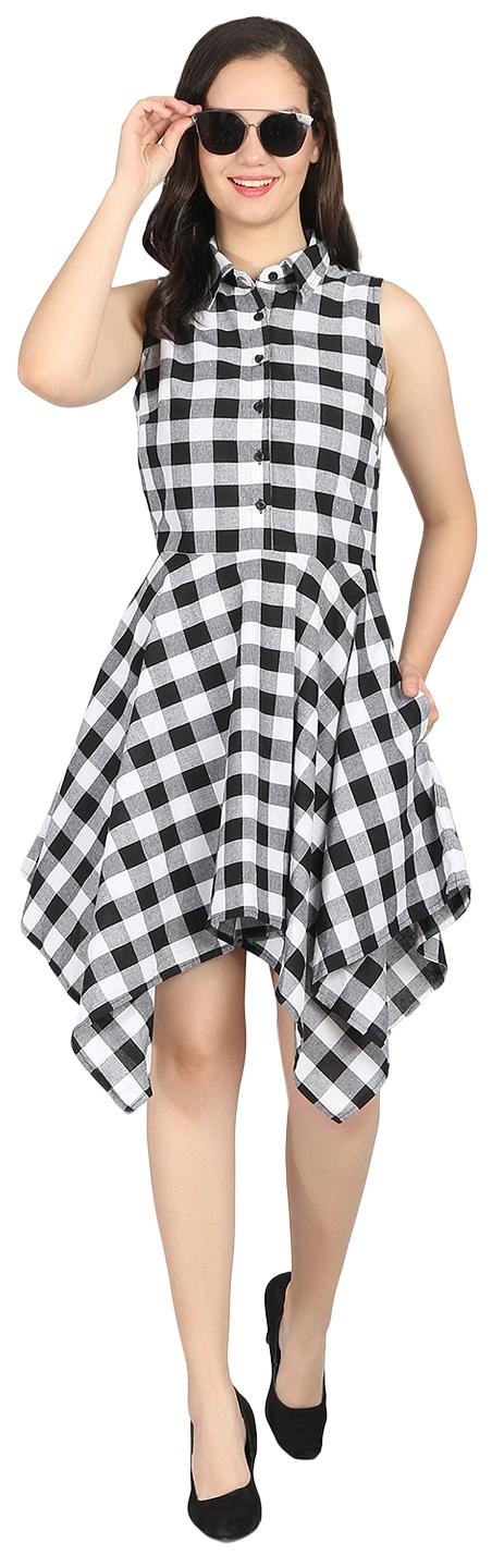 

Raabta Fashion White Black Solid Fit flare dress