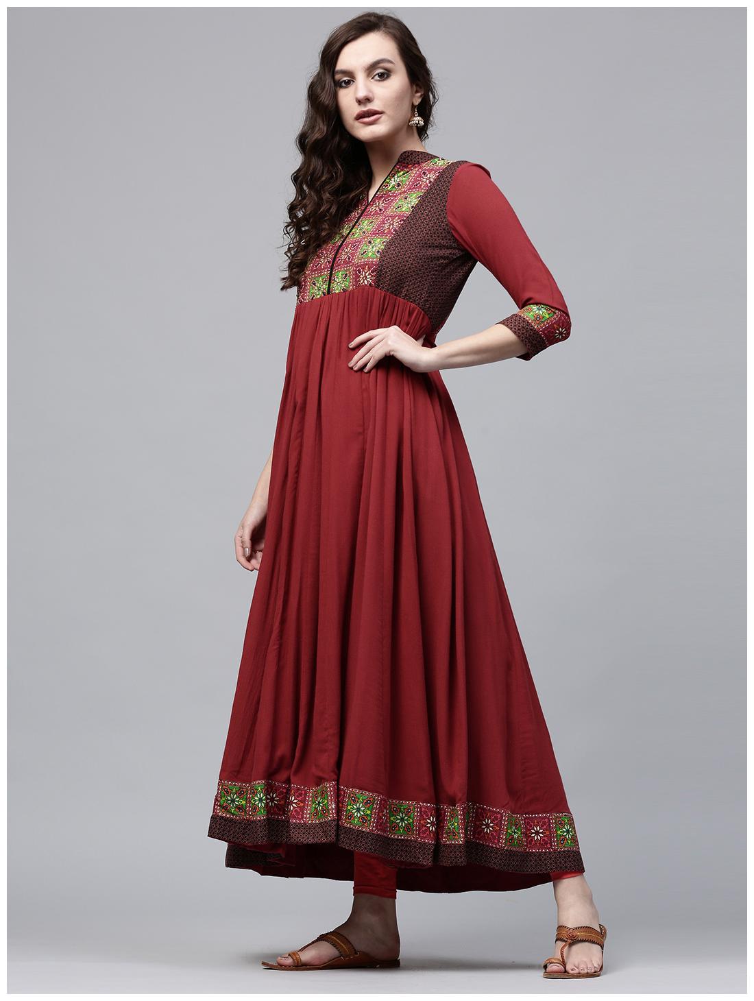 

RAIN and RAINBOW Women Maroon Embroidered Anarkali Kurta