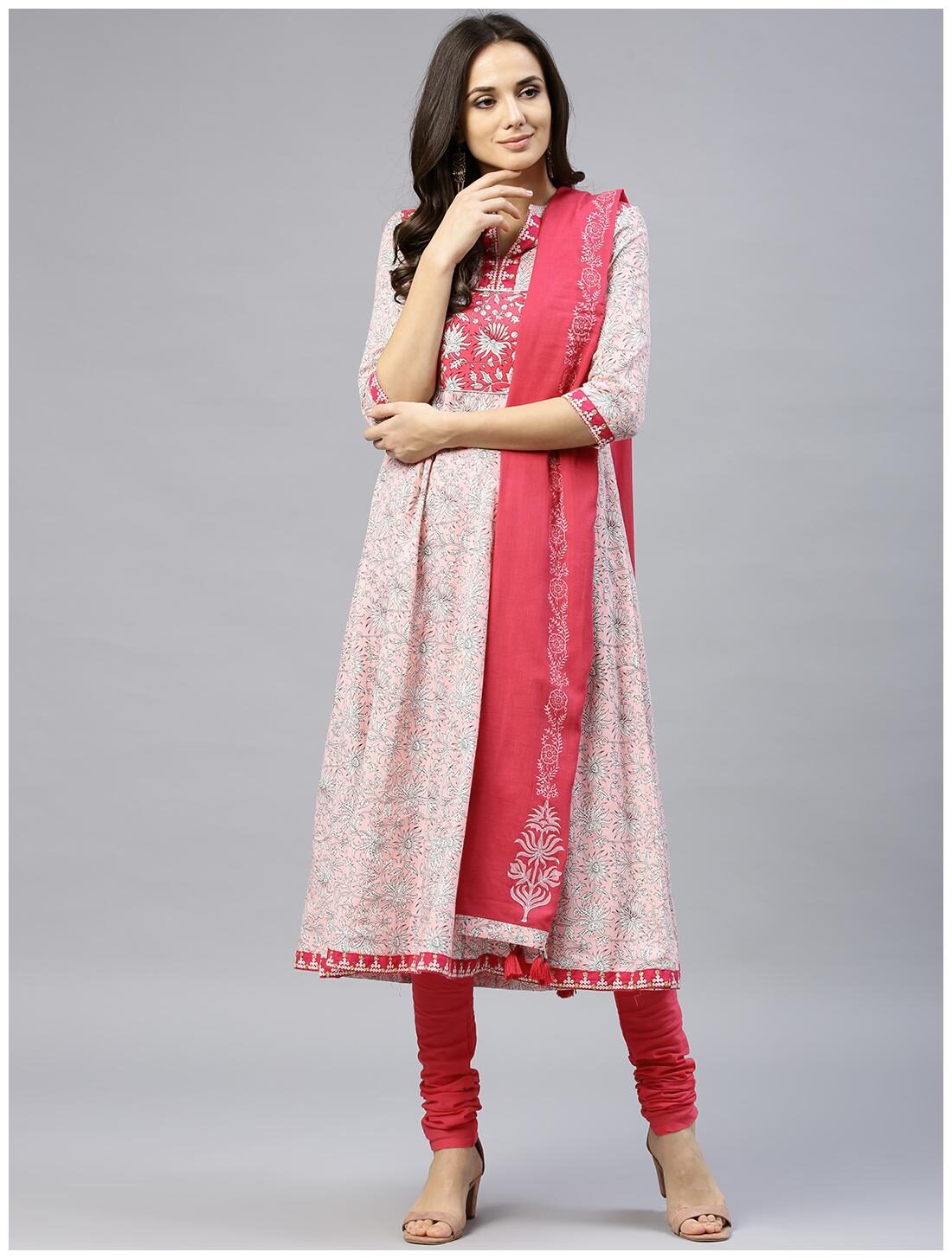 

Rain and Rainbow Pink Solid Kurta Set