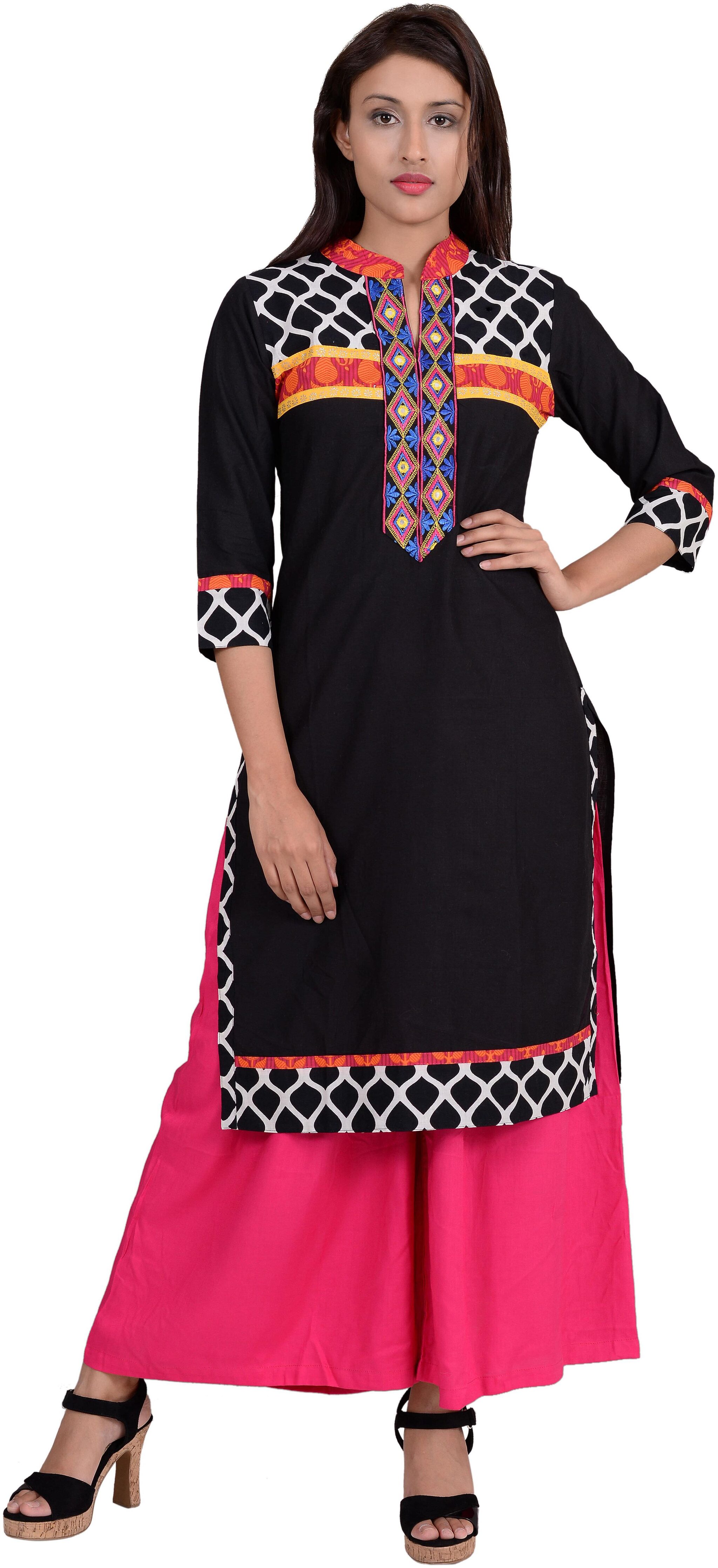 

Rama Women Black Embroidered Straight Kurta