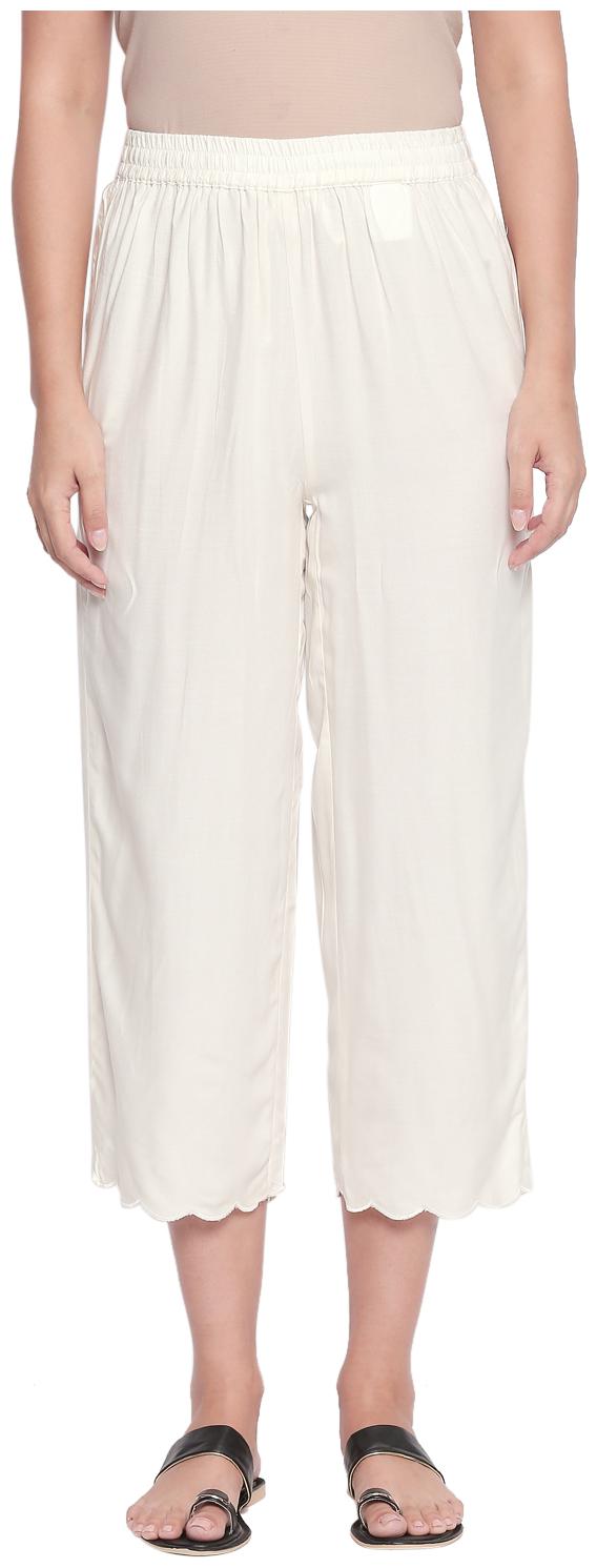 

Rangmanch By Pantaloons Women White Regular fit Regular pants