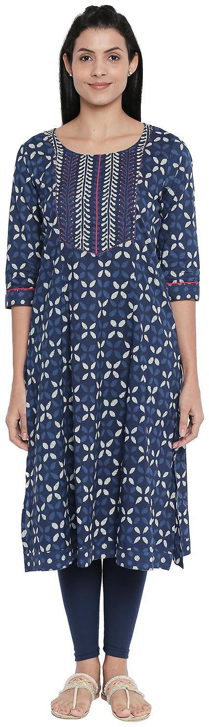 

Rangmanch By Pantaloons Women Blue Printed Straight Kurta