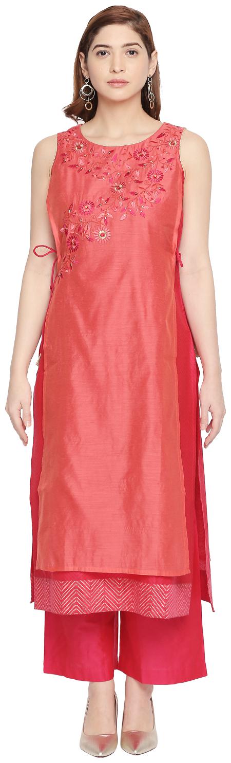 

Rangmanch By Pantaloons Women Pink Solid Straight Kurta
