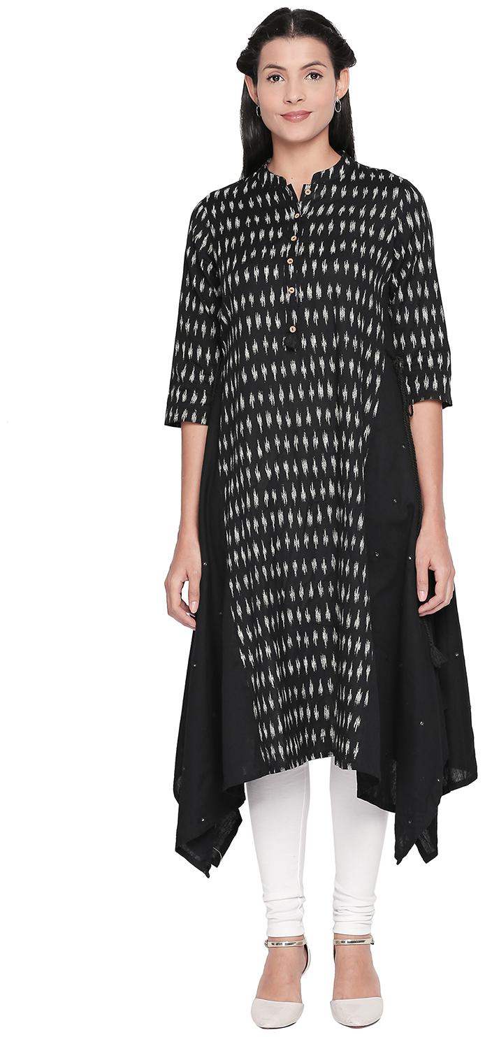 

Rangmanch By Pantaloons Women Black Printed Assymetrical Kurta