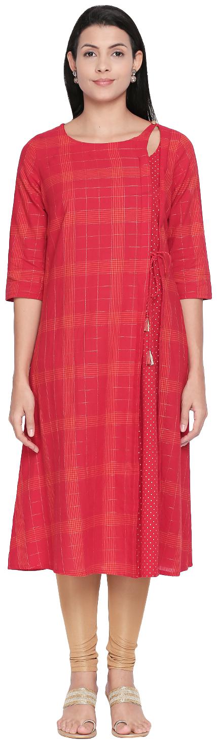 

Rangmanch By Pantaloons Women Red Solid Layered Kurta