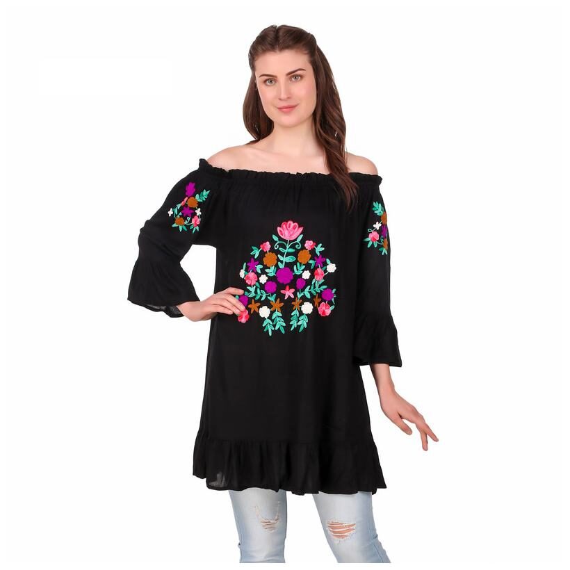 

RANNGAM Women Embroidered Regular tunic - Black