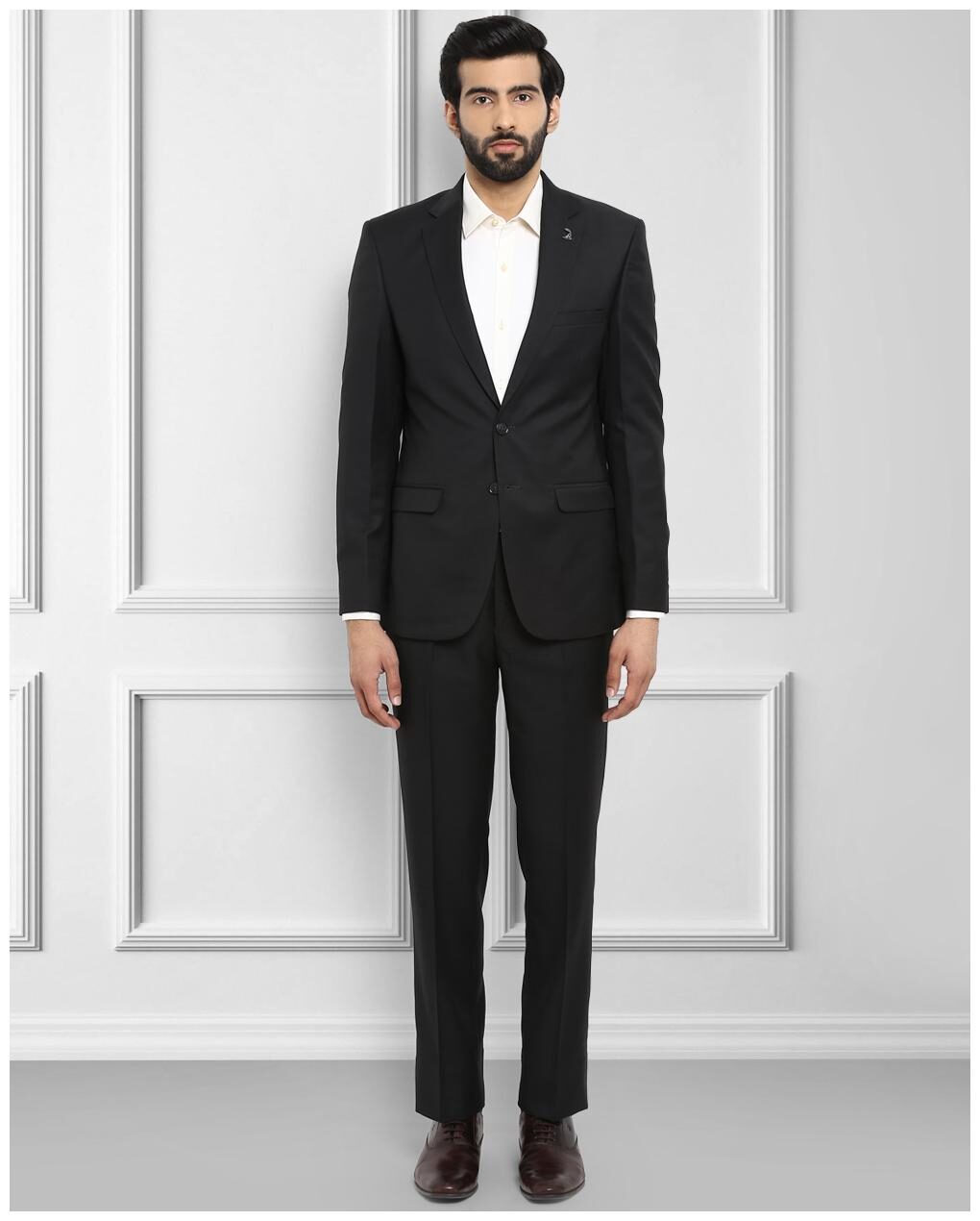 

Raymond Men Solid Regular Fit Single Breasted Suit Black