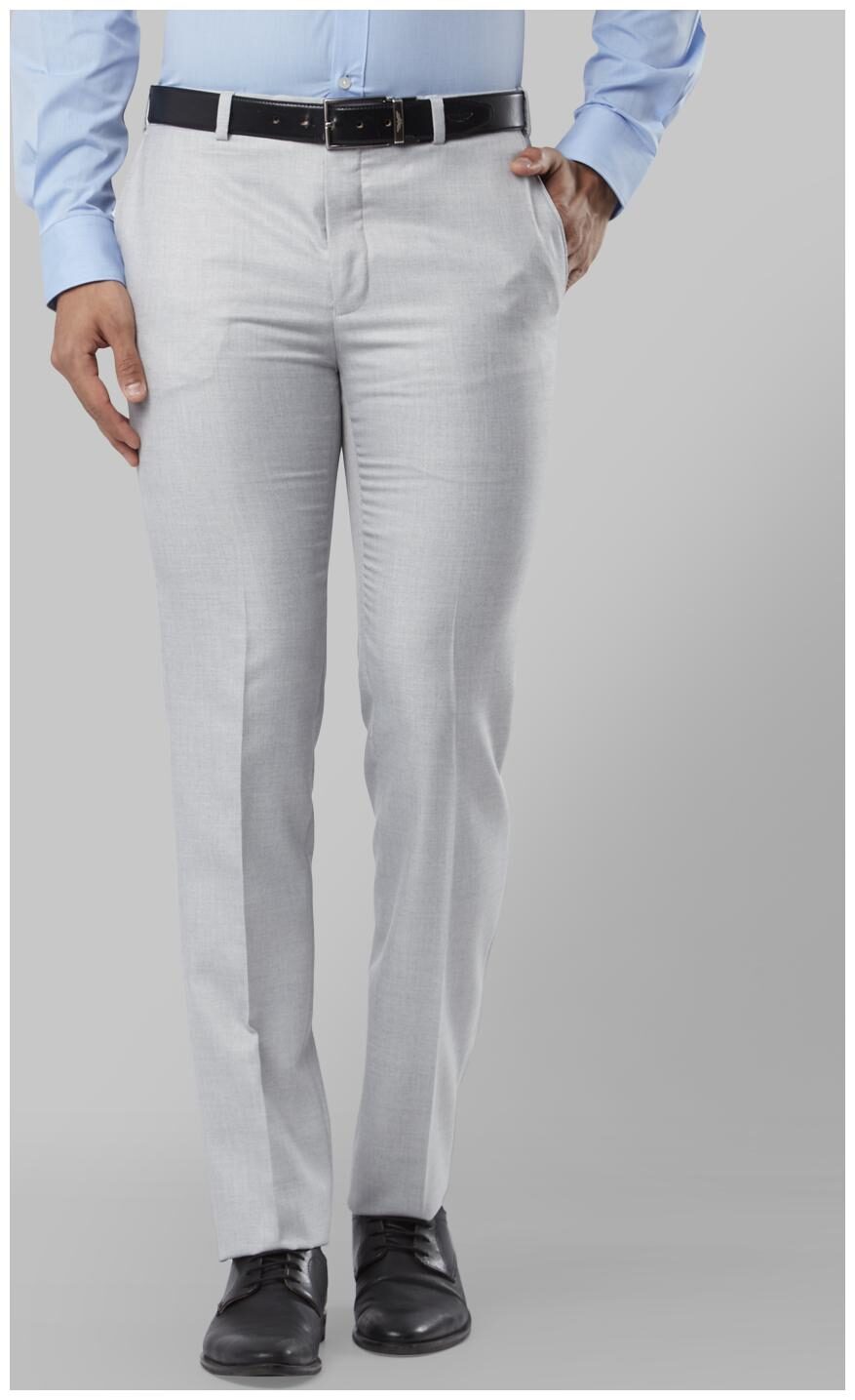 

Raymond Men Solid Slim Fit Formal Trouser - White