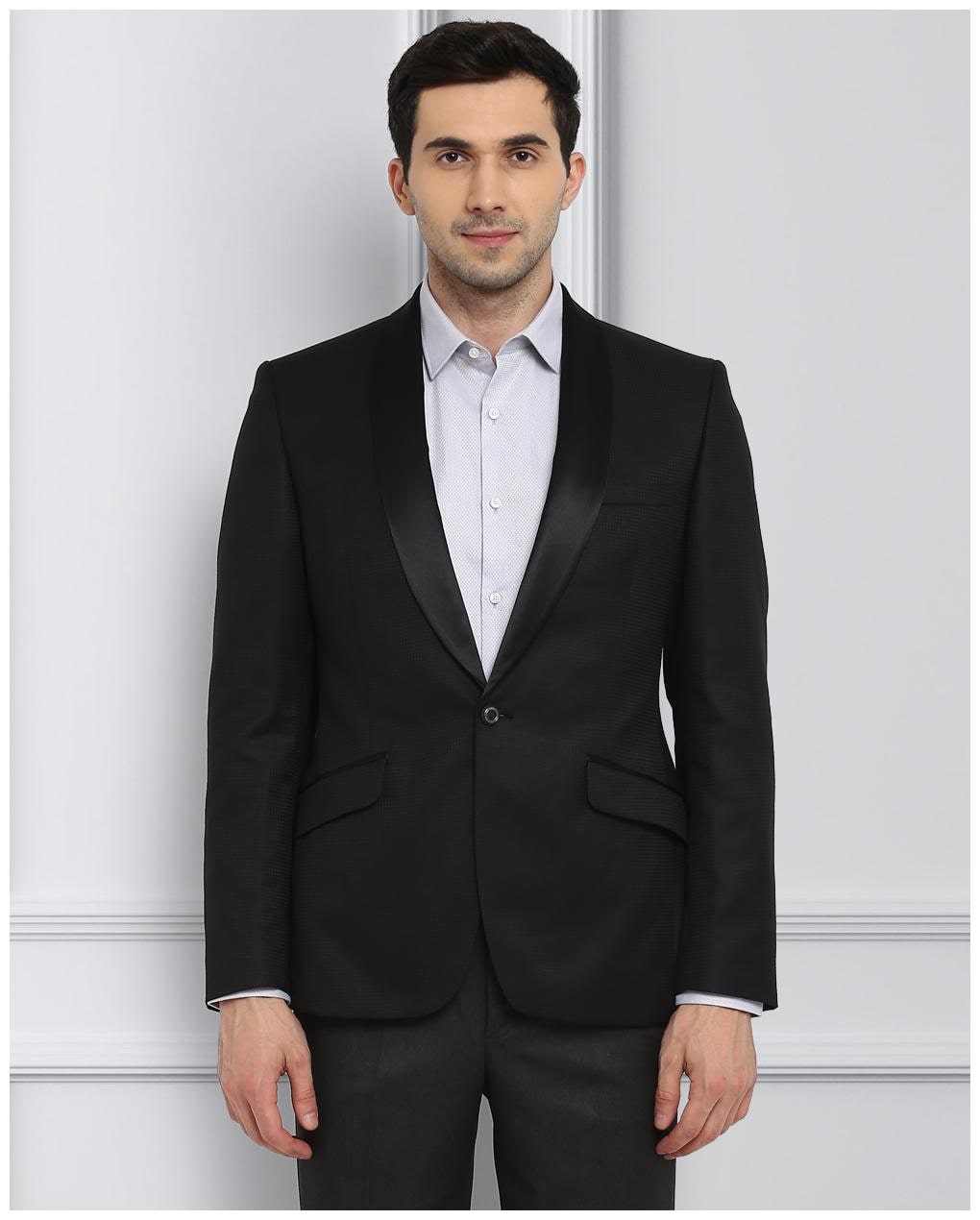 

Raymond Men Black Solid Regular fit Single Breasted Blazer