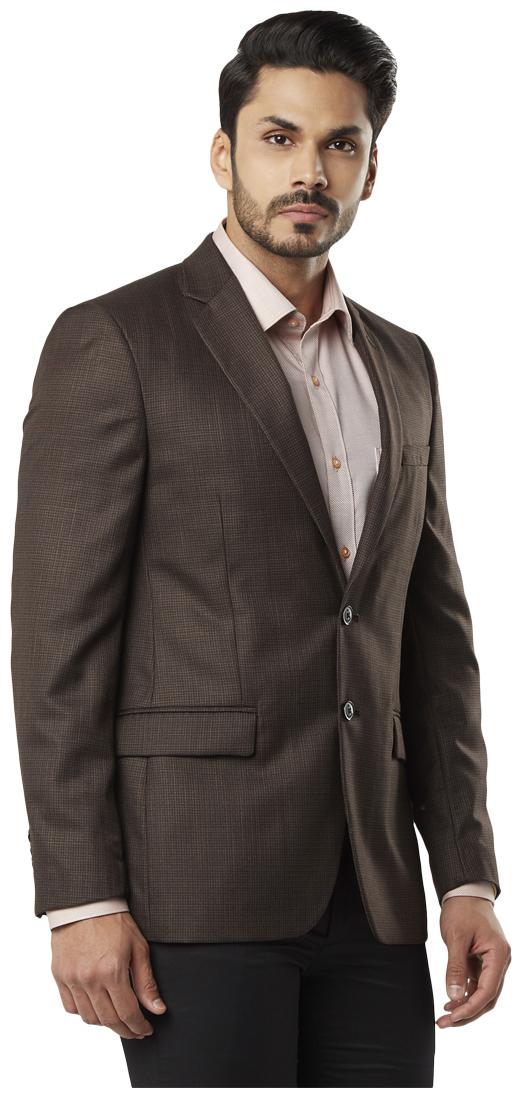 

Raymond Men Brown Solid Regular fit Single Breasted Blazer