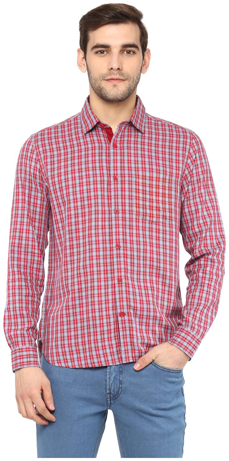 

Red Chief Men Red Checked Slim Fit Casual Shirt